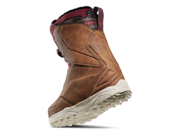 Thirty Two Lashed Double Boa Womens Boot