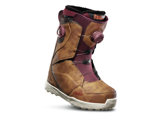 Thirty Two Lashed Double Boa Womens Boot